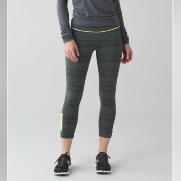 Lululemon Pace Rival Crop 22” Space Dye Twist Dark Slate Fatigue Green 4 - Picture 2 of 10